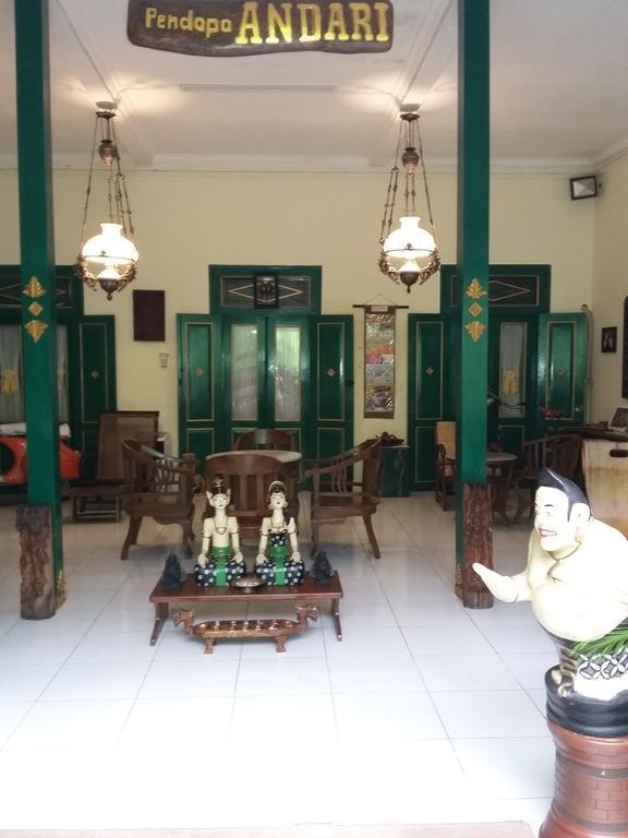 Pendopo Andari Homestay Yogyakarta Exterior photo