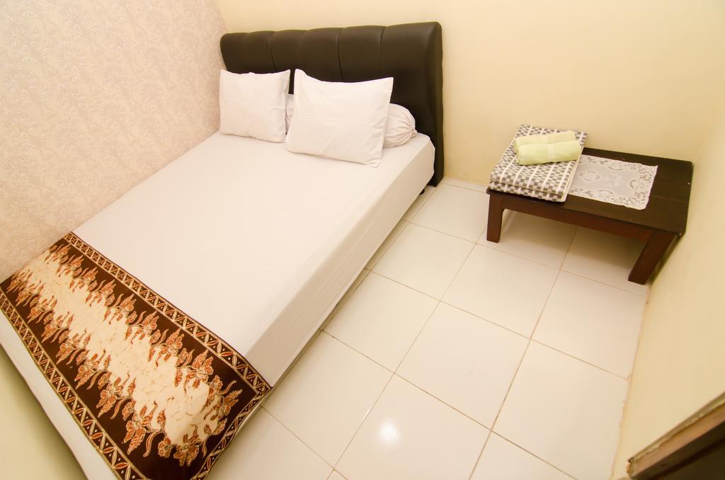 Pendopo Andari Homestay Yogyakarta Exterior photo