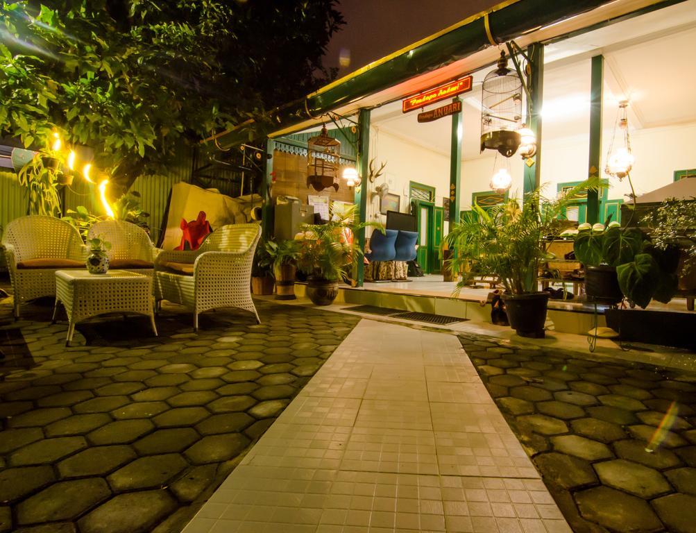 Pendopo Andari Homestay Yogyakarta Exterior photo
