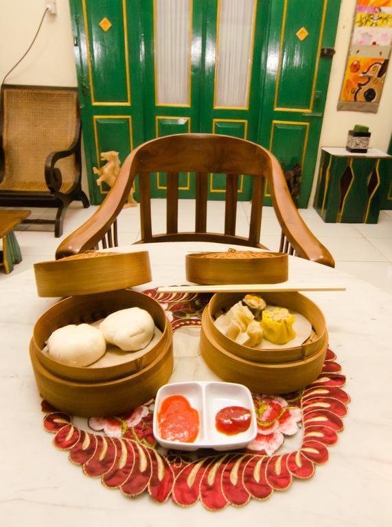 Pendopo Andari Homestay Yogyakarta Exterior photo