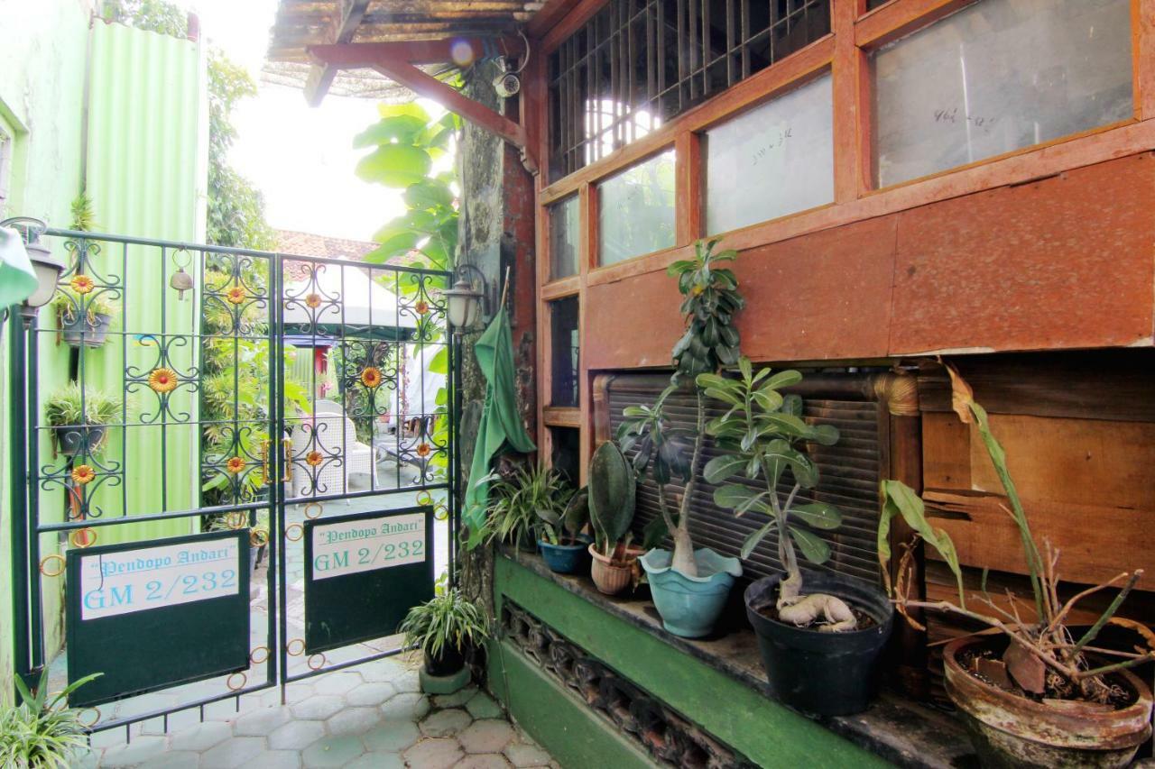 Pendopo Andari Homestay Yogyakarta Exterior photo