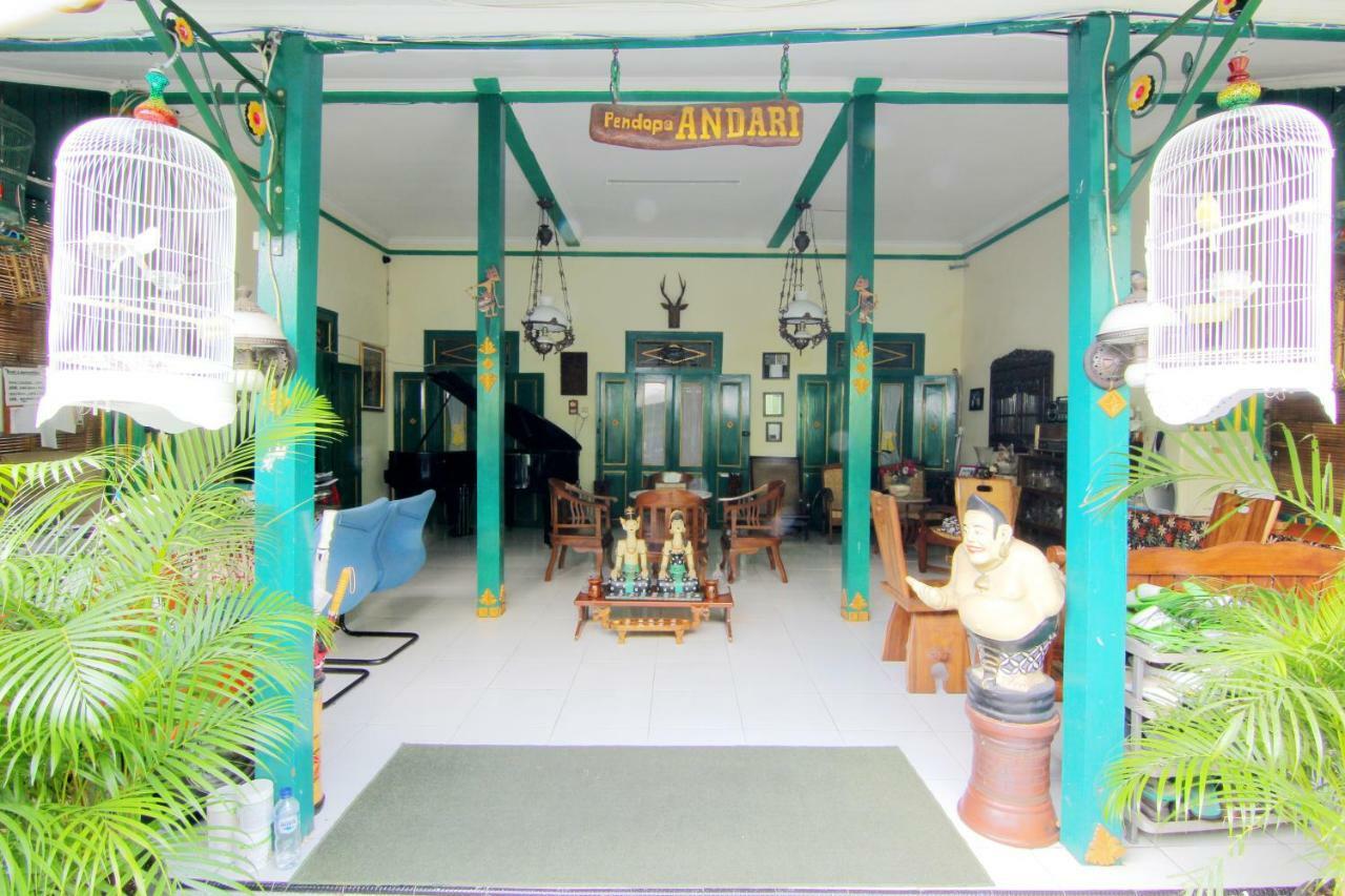 Pendopo Andari Homestay Yogyakarta Exterior photo